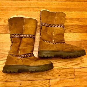 UGG Brown Suede Boots with Knit Accents